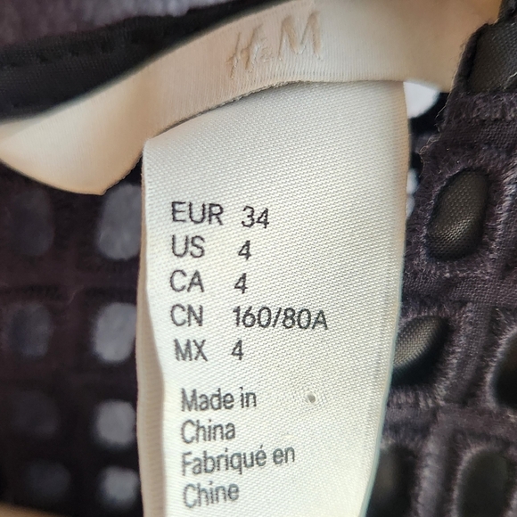 Dress - Picture 3 of 4